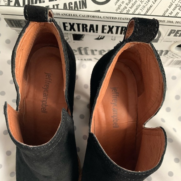Jeffrey Campbell Black Suede Booties Size6 - Picture 5 of 6